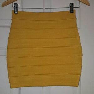Yellow mini skirt